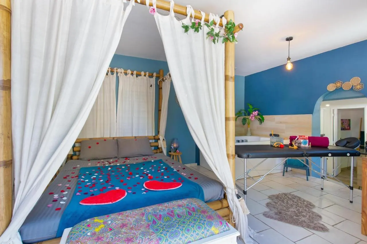 **** Guest house Appartement Jacuzzi 4 Etoiles Beaute - Mbroom Var France